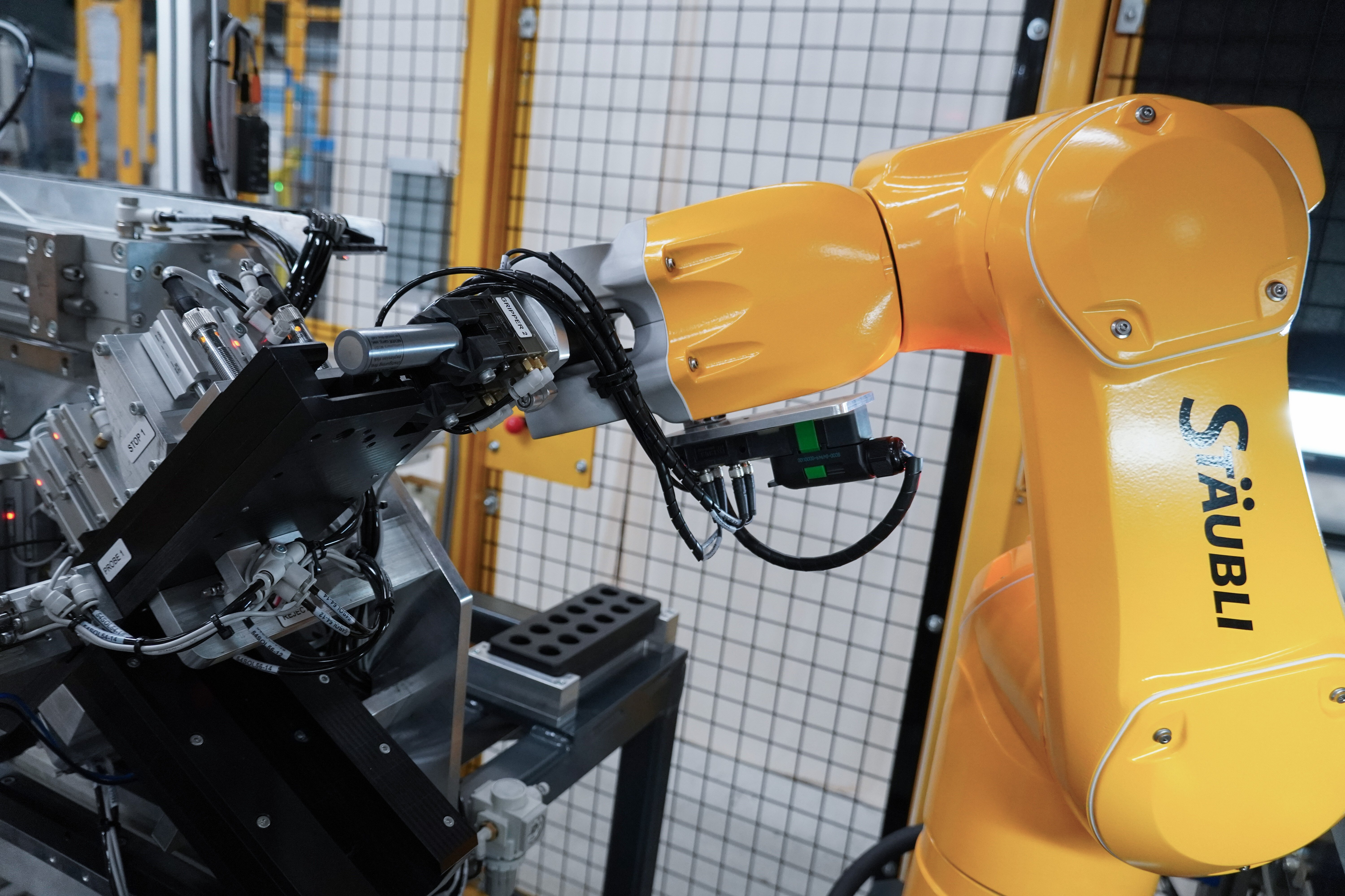 Staubli robotics battery testing